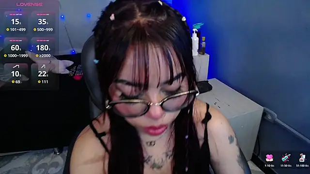 LittleNathy  online show from November 1, 2025, 11:37 am