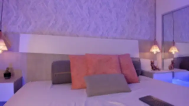 Vittoria  rossi online show from February 3, 2026, 2:11 pm