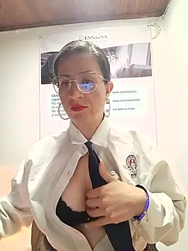 Valentina--1 online show from June 17, 2026, 10:14 am
