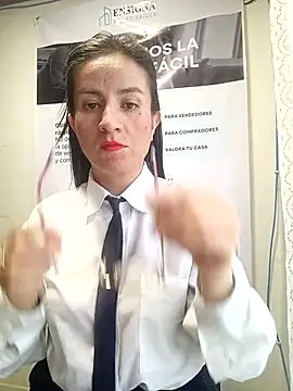 Snapshot of Valentina--1 chatting on February 19, 2026, 12:02 pm Valentina--1 online show from February 19, 2026, 12:02 pm