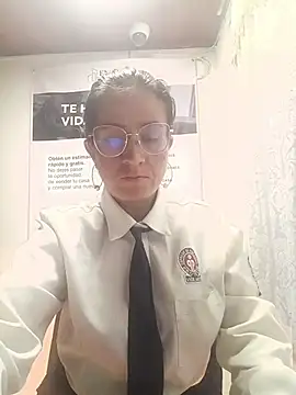 Snapshot of Valentina--1 chatting on July 18, 2026, 10:57 am Valentina--1 online show from July 18, 2026, 10:57 am