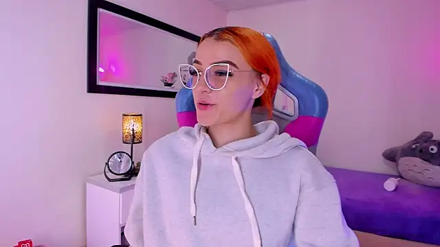 Snapshot of celeste_blazze_ chatting on February 16, 2026, 4:27 pm celeste blazze online show from February 16, 2026, 4:27 pm