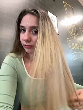 sarah honey   online show from May 20, 2026, 2:36 pm