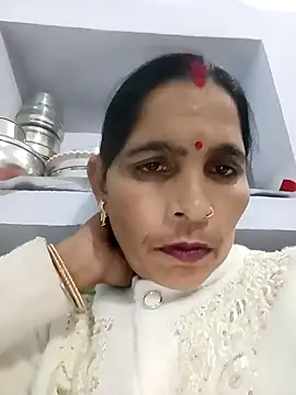 Snapshot of Indiangueen chatting on November 8, 2025, 3:59 pm Indiangueen online show from November 8, 2025, 3:59 pm