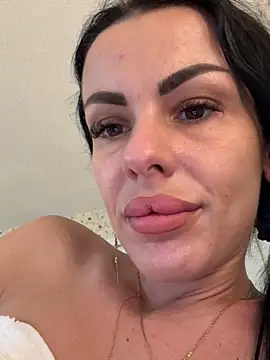 EmmaVayne online show from March 9, 2026, 8:45 pm