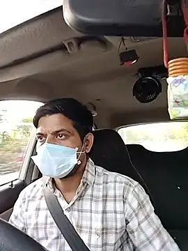 Snapshot of Heena-143 chatting on November 9, 2025, 11:03 am Heena-143 online show from November 9, 2025, 11:03 am