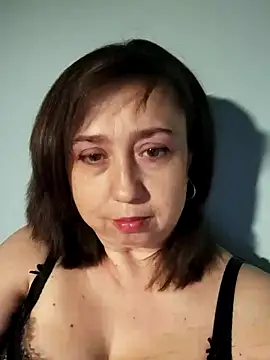 MaryKiki5619 online show from May 7, 2026, 6:22 pm