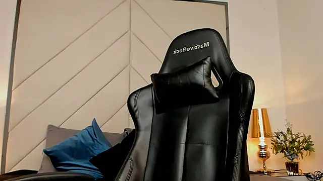 MATEO DILUCA online show from January 18, 2026, 11:52 pm