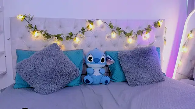 BLAIR QUEEN online show from February 13, 2026, 10:21 pm