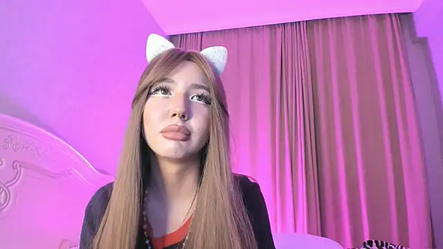 sweetmikasa online show from November 9, 2025, 5:50 pm