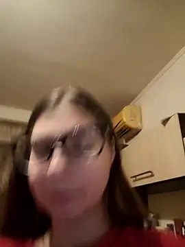 sweetbabygirlforyou online show from January 17, 2026, 6:11 pm