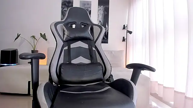 IamKael  online show from March 19, 2026, 8:53 pm