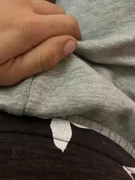 Unique-Man online show from November 23, 2025, 7:24 pm