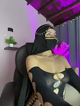 Snapshot of shaima__ chatting on July 13, 2026, 8:41 pm shaima online show from July 13, 2026, 8:41 pm