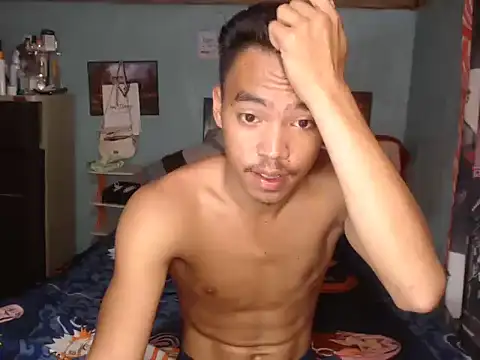 slimraz02 online show from May 21, 2026, 4:54 am