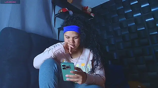 Kesha rosse  online show from January 9, 2026, 9:49 am