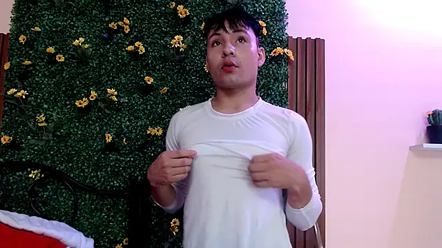 angel666smit online show from October 29, 2025, 2:05 pm