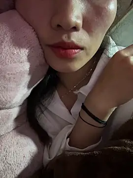 Yunzang online show from March 14, 2026, 4:18 am