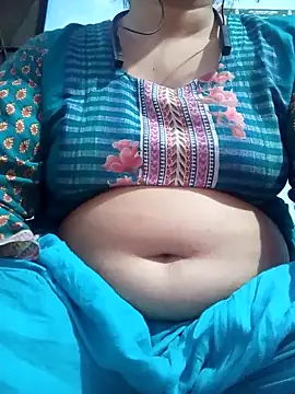 Snapshot of Naughty_Mow chatting on November 20, 2025, 3:40 am Naughty Mow online show from November 20, 2025, 3:40 am