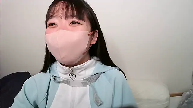 Snapshot of yua_chan00 chatting on March 21, 2026, 7:07 pm yua chan00 online show from March 21, 2026, 7:07 pm