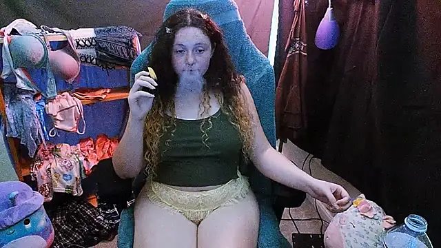 Snapshot of sugasunny04 chatting on January 6, 2026, 8:46 pm sugasunny04 online show from January 6, 2026, 8:46 pm