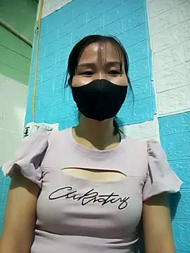 Donatella28 online show from October 30, 2025, 12:47 pm