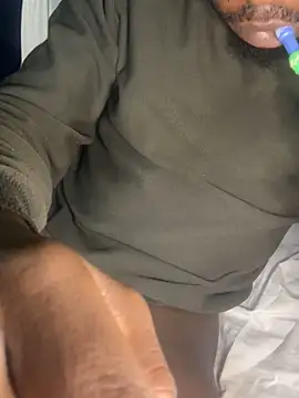 handsomesexy11 online show from April 28, 2026, 7:18 pm