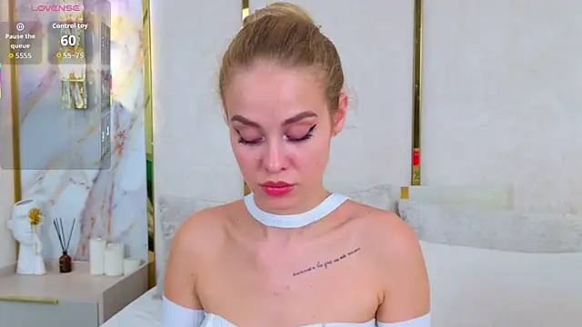 Rose Masson online show from November 12, 2025, 7:45 am