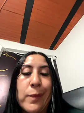 Dannybeplove online show from November 23, 2025, 1:10 pm