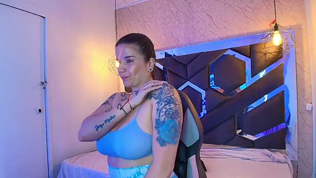 cataleya sambrano online show from February 3, 2026, 11:37 am