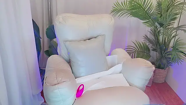 Snapshot of Vv123668 chatting on February 7, 2026, 2:36 pm Vv123668 online show from February 7, 2026, 2:36 pm