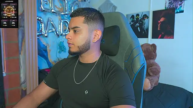 Tiler wolker online show from February 6, 2026, 10:17 pm