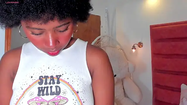 violeta ruizz online show from November 6, 2025, 12:20 pm