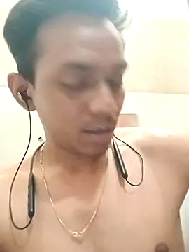 Snapshot of Blackdick_007 chatting on April 15, 2026, 9:37 am Blackdick 007 online show from April 15, 2026, 9:37 am