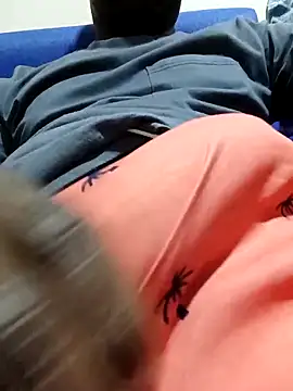 shoodly99 online show from March 3, 2026, 2:07 am