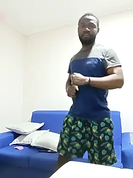 shoodly99 online show from October 26, 2025, 2:23 am