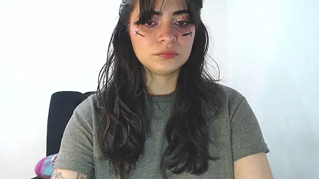 Annagoth  online show from June 26, 2026, 4:40 am