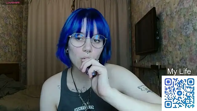 Snapshot of KellePourier chatting on March 19, 2026, 6:41 pm KellePourier online show from March 19, 2026, 6:41 pm