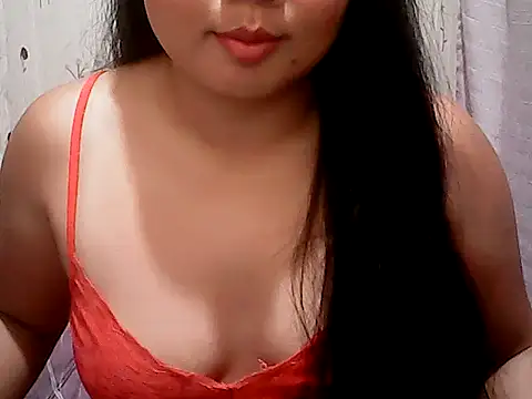 MahusaynaPiinay online show from April 10, 2026, 10:39 pm