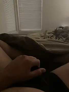 Snapshot of Ulkht chatting on February 8, 2026, 10:13 am Ulkht online show from February 8, 2026, 10:13 am