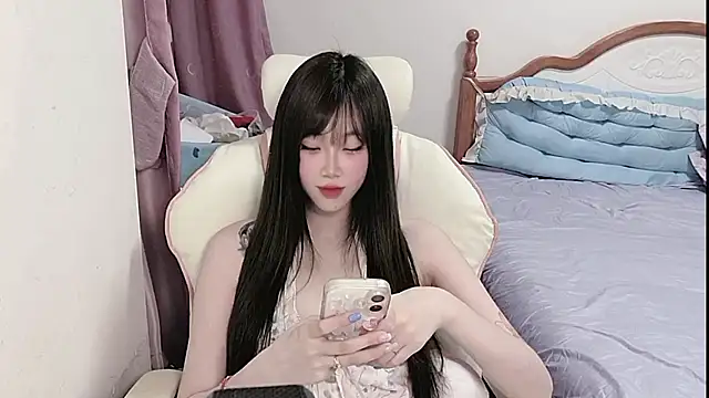 Vivian-88 online show from May 27, 2026, 5:26 am