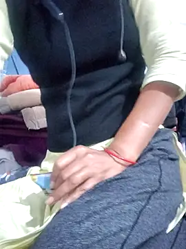 Snapshot of Hot-Rubyy chatting on December 3, 2025, 7:52 am Hot-Rubyy online show from December 3, 2025, 7:52 am