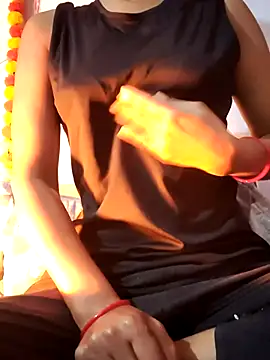 Snapshot of Hot-Rubyy chatting on December 2, 2025, 2:56 am Hot-Rubyy online show from December 2, 2025, 2:56 am