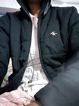 Snapshot of Hot-Rubyy chatting on December 15, 2025, 7:25 am Hot-Rubyy online show from December 15, 2025, 7:25 am