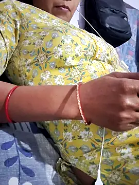 Snapshot of Hot-Rubyy chatting on March 12, 2026, 10:52 am Hot-Rubyy online show from March 12, 2026, 10:52 am