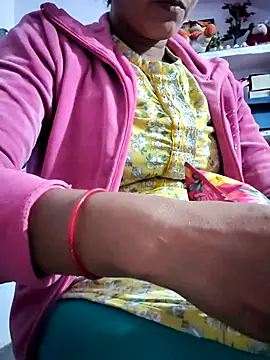 Snapshot of Hot-Rubyy chatting on February 22, 2026, 5:47 pm Hot-Rubyy online show from February 22, 2026, 5:47 pm