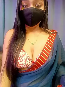 Snapshot of menaxi-baby7 chatting on February 22, 2026, 12:18 pm menaxi-baby7 online show from February 22, 2026, 12:18 pm