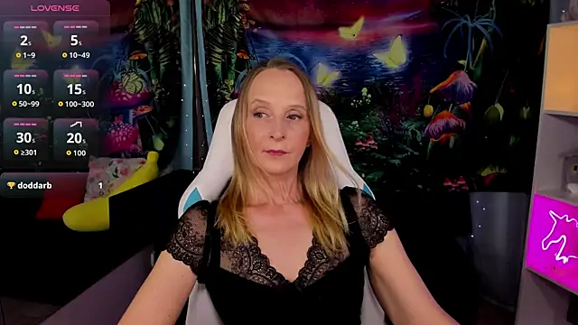 ScarlettPalmer online show from August 6, 2026, 10:21 am