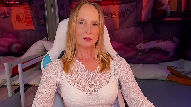 Snapshot of ScarlettPalmer chatting on June 18, 2026, 9:14 am ScarlettPalmer online show from June 18, 2026, 9:14 am