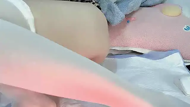 Cherry-666 online show from December 17, 2025, 9:36 am